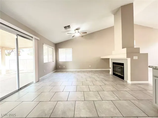 $2,300 | 2886 Skowhegan Drive, Henderson, NV 89074