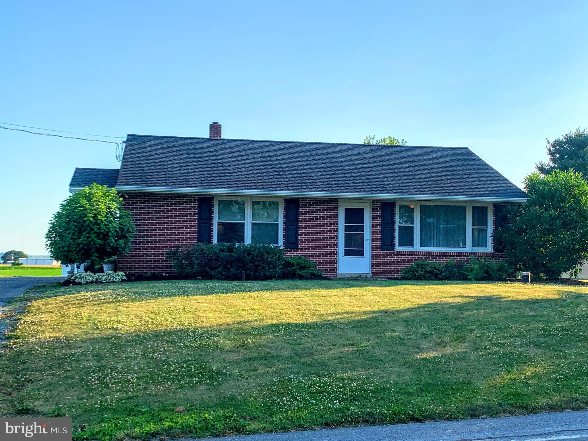 394 West Newport Road Lititz, PA 17543 - Photo 1 of 6
