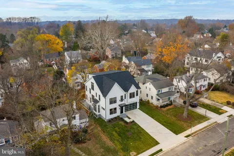 $2,395,000 | 8506 Hempstead Avenue, Bethesda, MD 20817