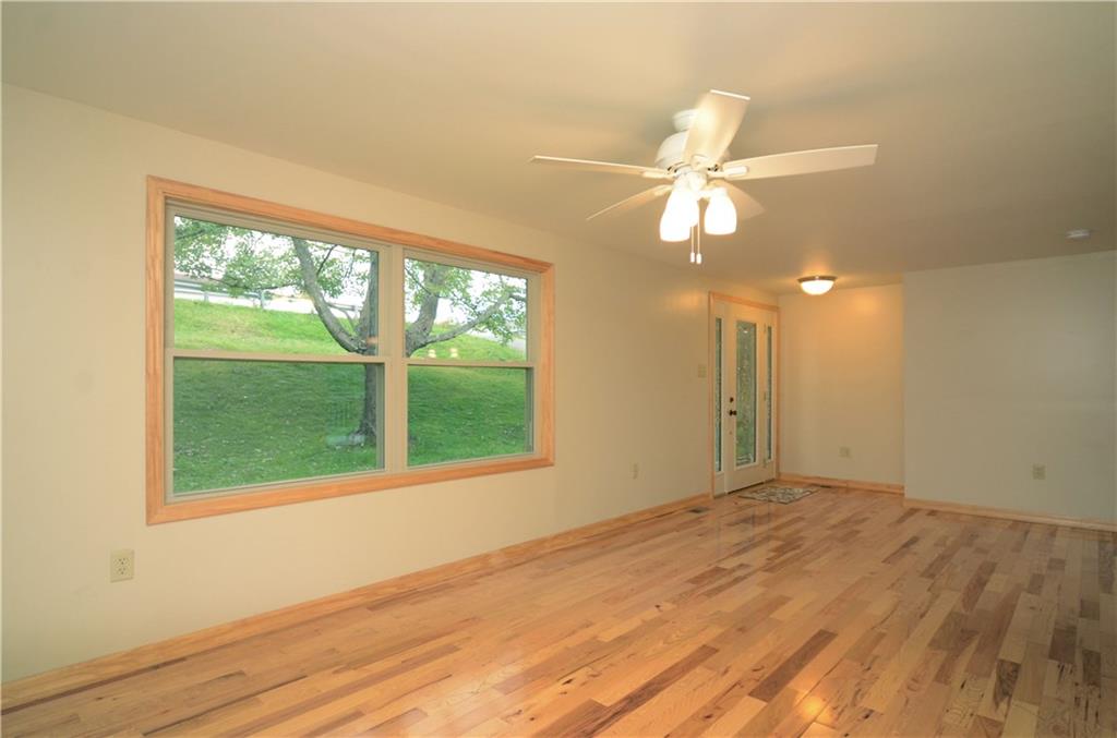 4192 Battle Ridge Road McDonald, PA 15057 - Photo 3 of 25 Gallery Image 3