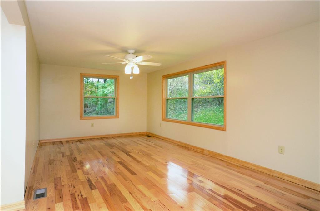 4192 Battle Ridge Road McDonald, PA 15057 - Photo 4 of 25 Gallery Image 4