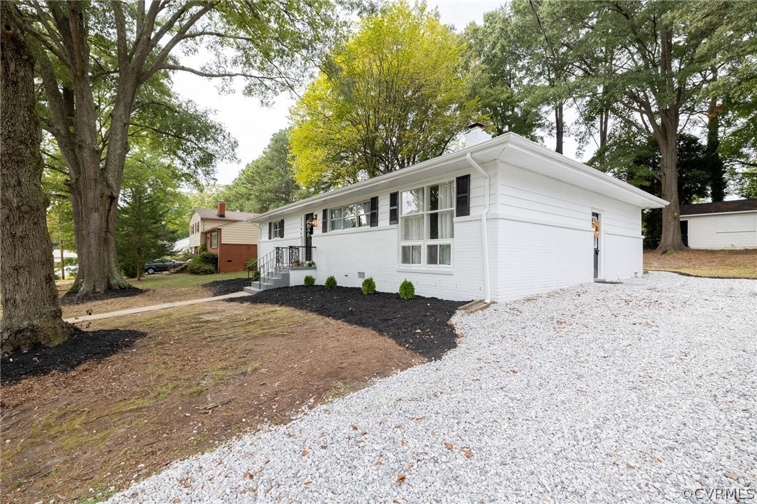 2304 Lockwood Road Henrico, VA 23294 - Photo 5 of 37 Gallery Image 5