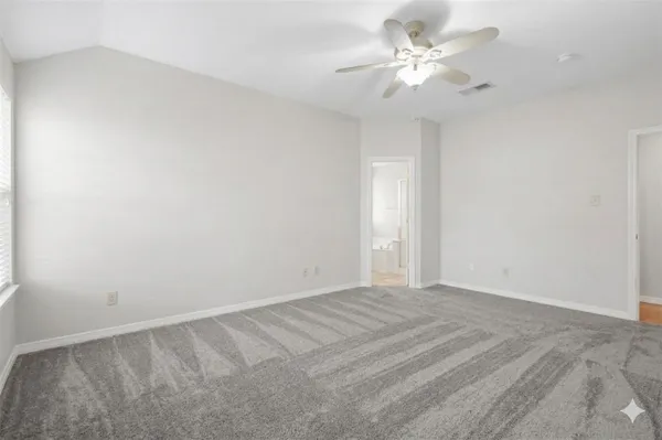 $2,400 | 4919 Saddleback Road, Arlington, TX 76017