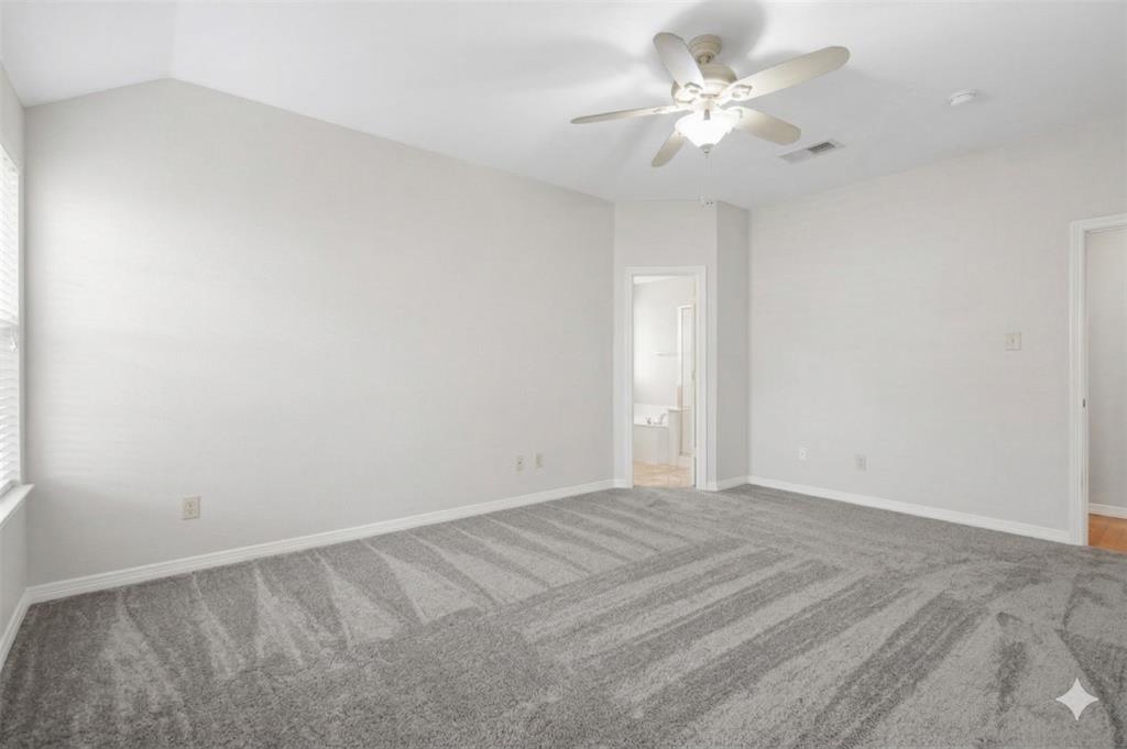 4919 Saddleback Road Arlington, TX 76017 - Photo 16 of 24