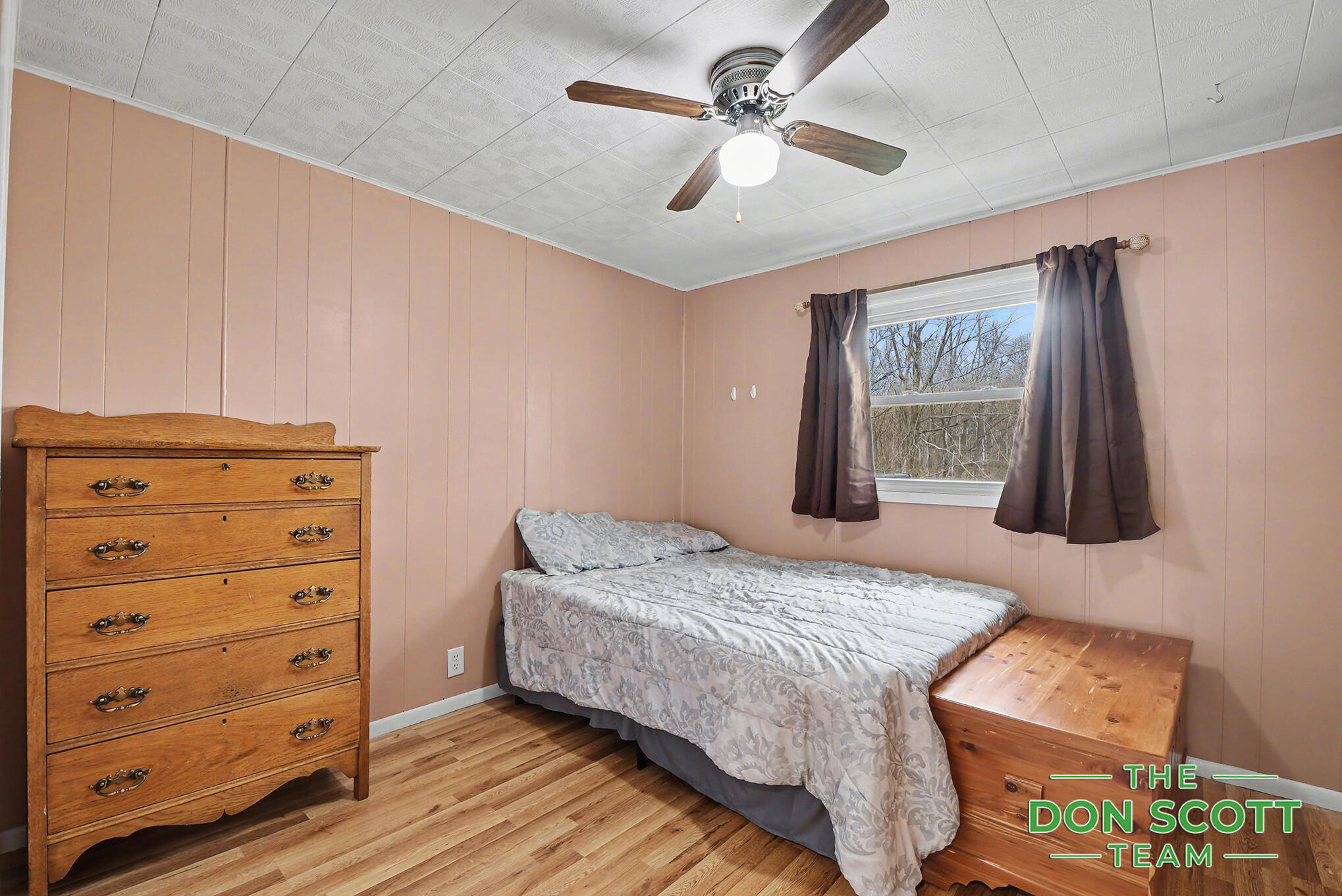 2589 Rector Avenue Northeast Rockford, MI 49341 - Photo 11 of 24 Bedroom 2