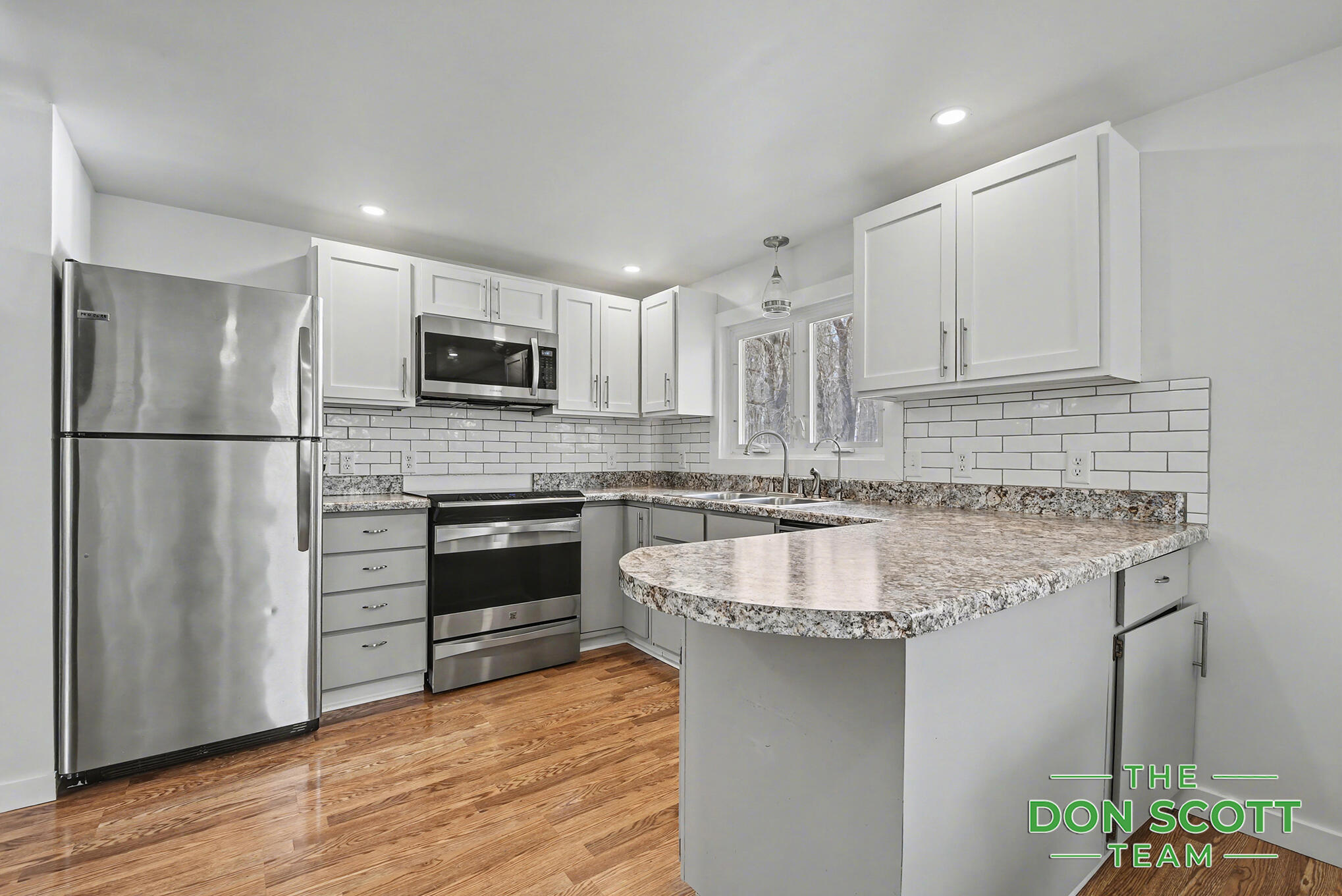 2589 Rector Avenue Northeast Rockford, MI 49341 - Photo 6 of 24 Kitchen