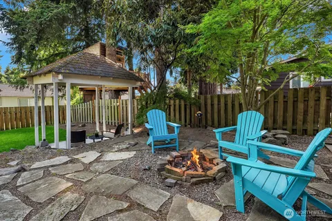 $998,000 | 13426 121st Avenue Northeast, Kirkland, WA 98034