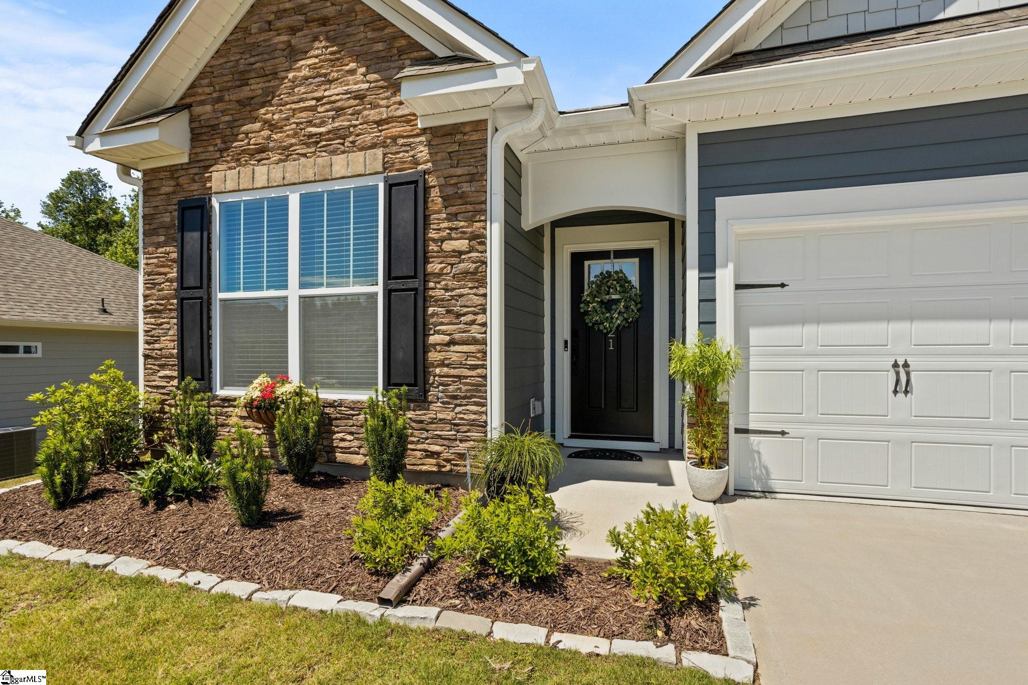 121 Gretta Trail Pendleton, SC 29670 - Photo 2 of 26