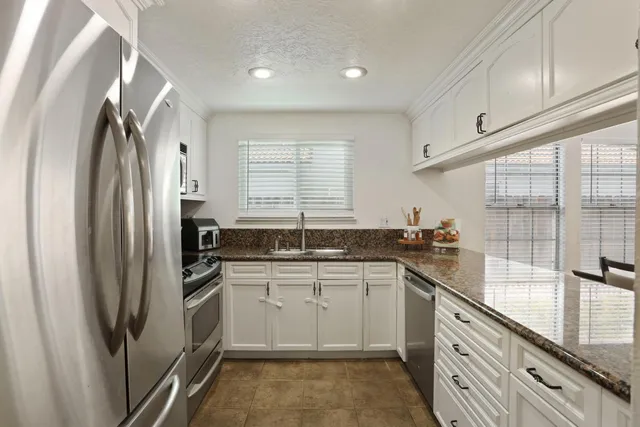 $625,000 | 181 West Willow Creek Drive, Tracy, CA 95376