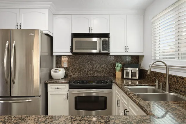 $625,000 | 181 West Willow Creek Drive, Tracy, CA 95376