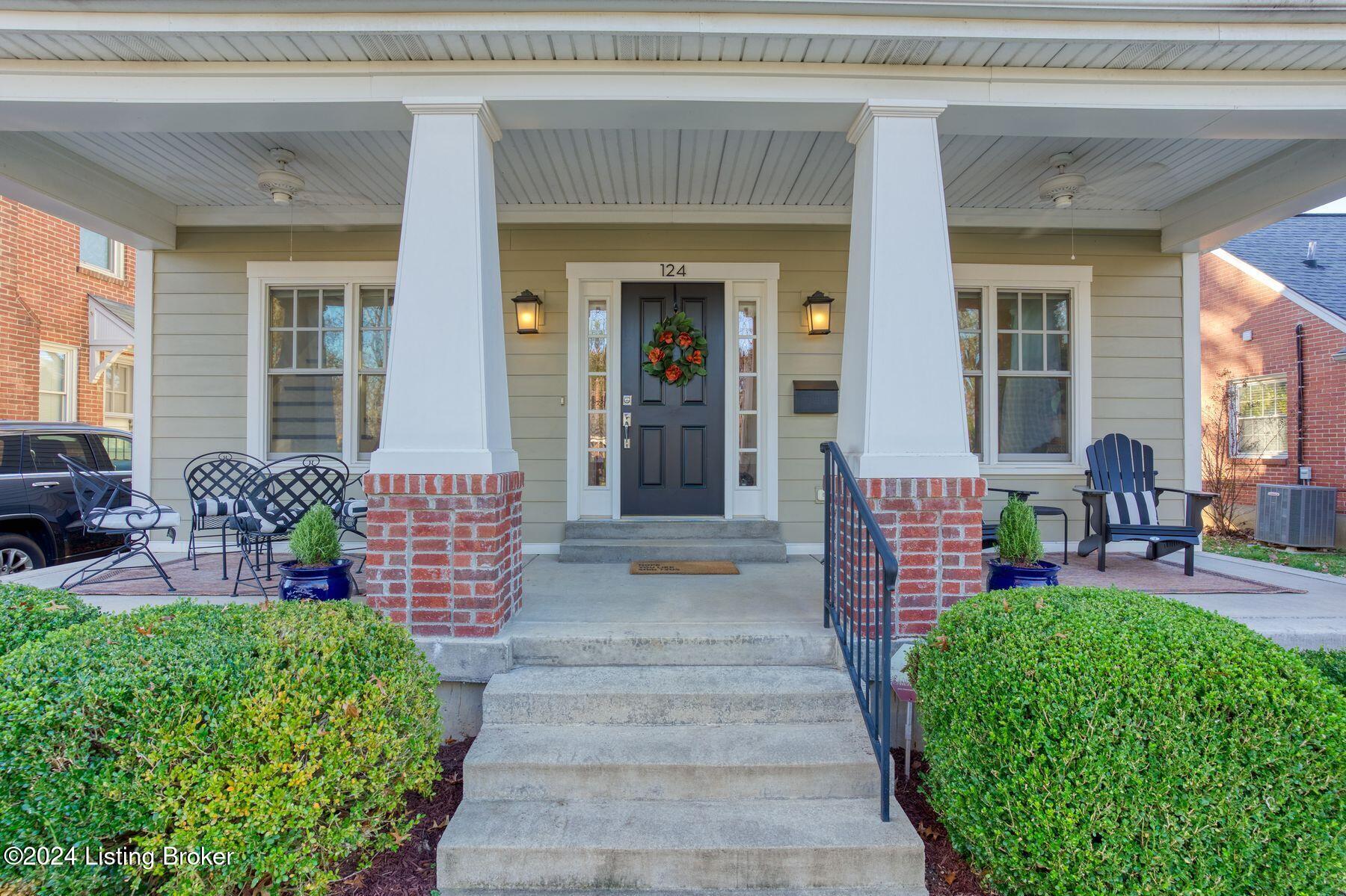 124 Ridgeway Avenue Louisville, KY 40207 - Photo 3 of 45 photo_online_003