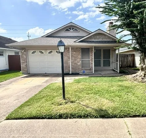 $1,475 | 3718 Pintan Lane, Houston, TX 77014
