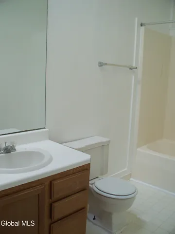 $1,395 | 80-82 Milton Avenue, Unit 2, Ballston Spa, NY 12020