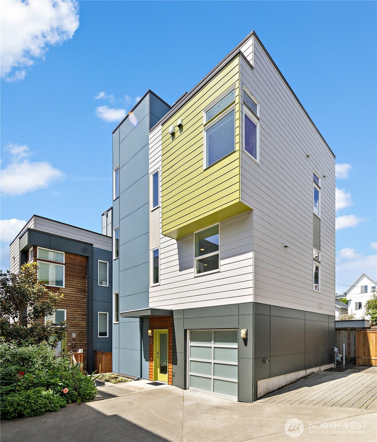 705 18th Avenue South, Unit B Seattle, WA 98144 - Photo 1 of 26
