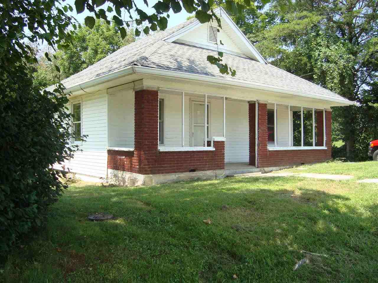 319 Old Farm Road Bedford, IN 47421 - Photo 17 of 18 Gallery Image 17