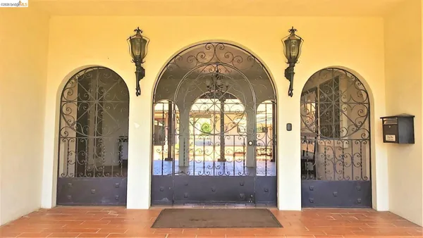 $449,900 | 5887 Enramada Drive, La Grange, CA 95329