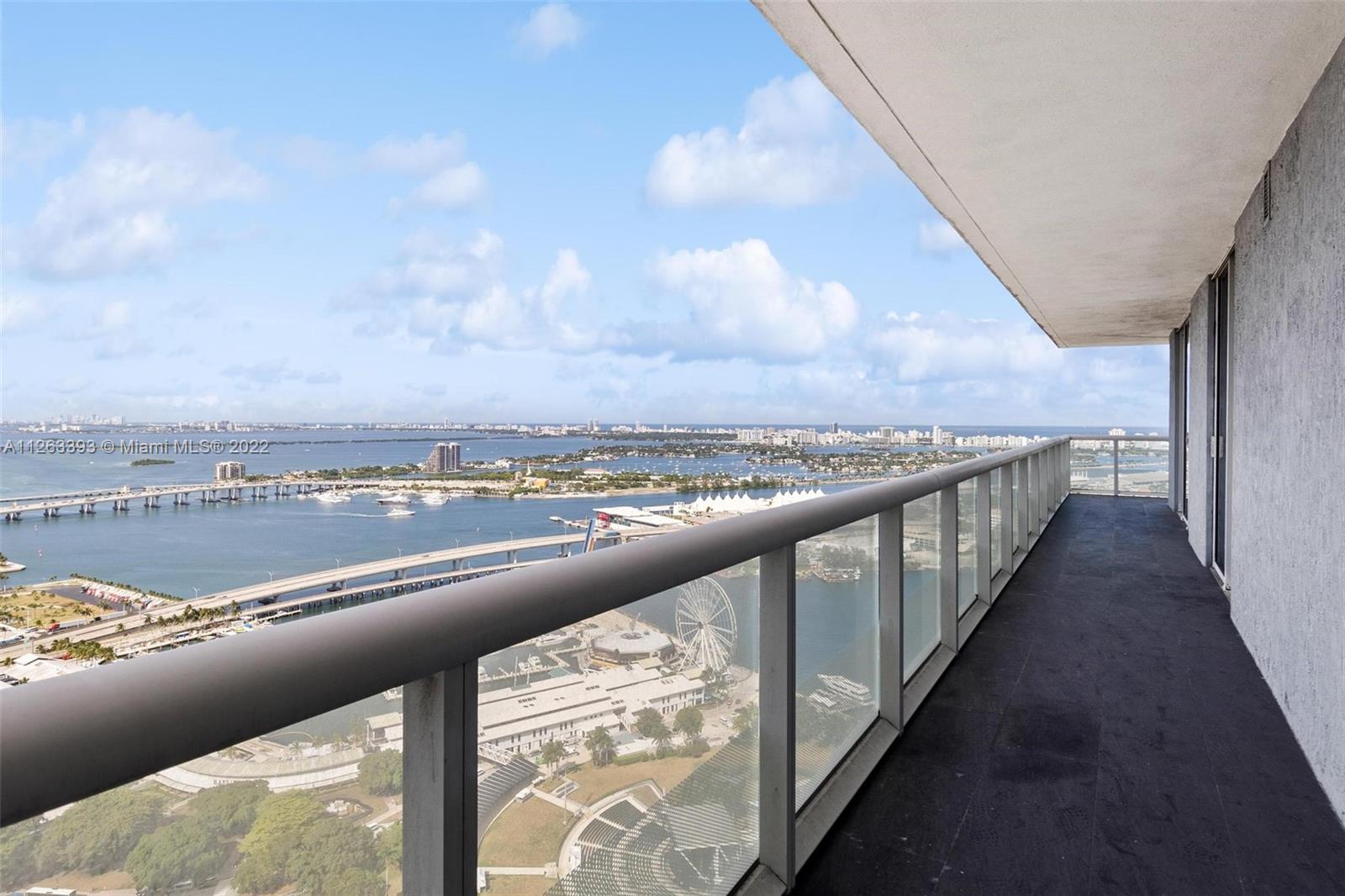 50 Biscayne Boulevard, Unit 4802 Miami, FL 33132 - Photo 31 of 33 a view of city and river