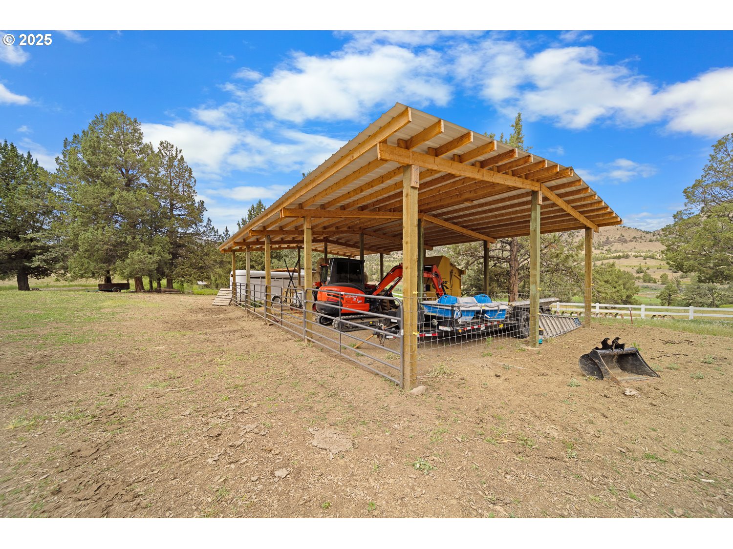 33817 Gage Road Mitchell, OR 97750 - Photo 38 of 48 a view of outdoor space yard and patio