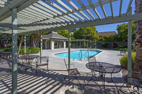 $398,000 | 130 Agua Caliente Road West, Sonoma, CA 95476