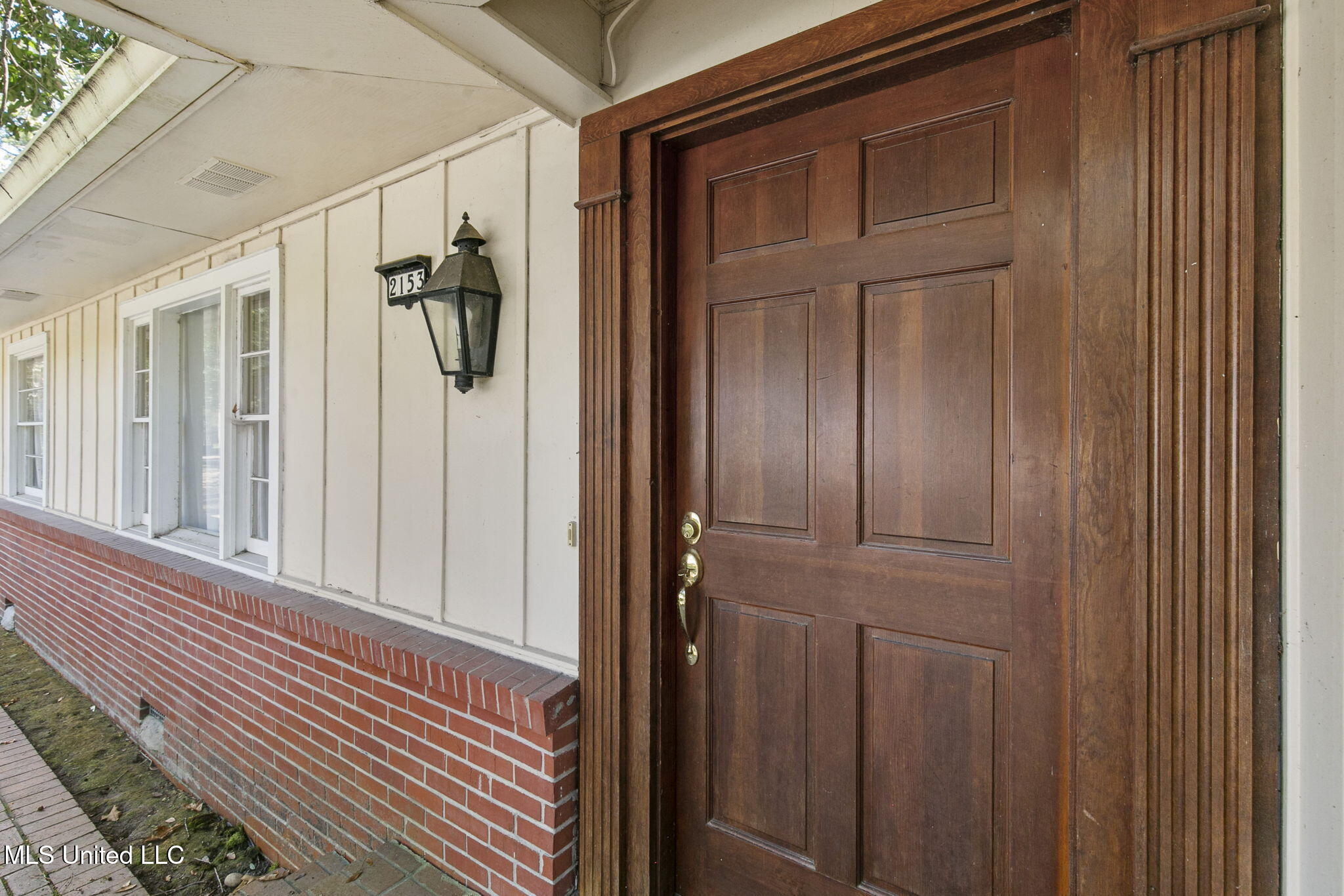 2153 Southwood Road Jackson, MS 39211 - Photo 7 of 52 7-web-or-mls-2153 Southwood-7