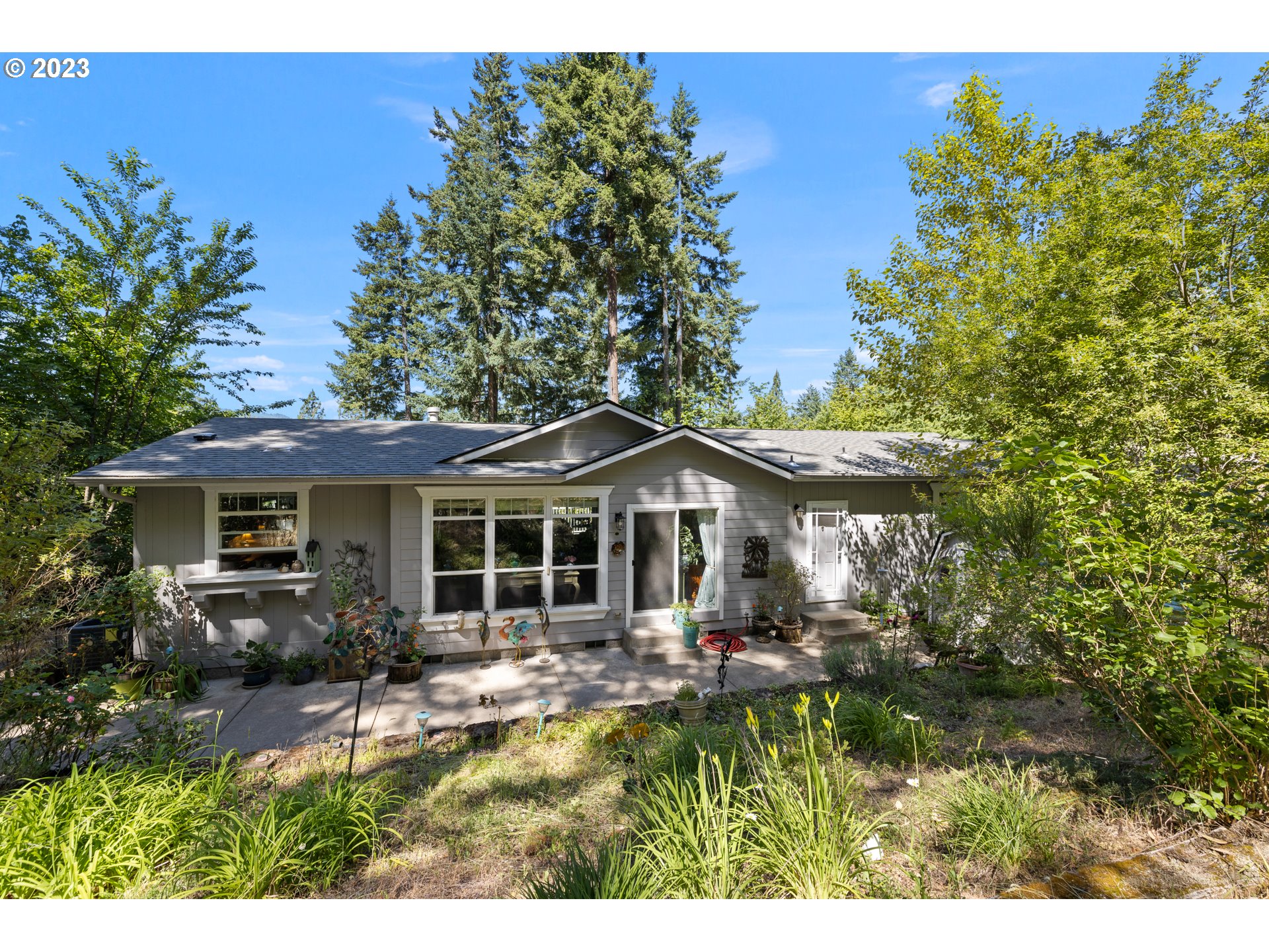 38309 Maple Street Lebanon, OR 97355 - Photo 40 of 47 Gallery Image 40