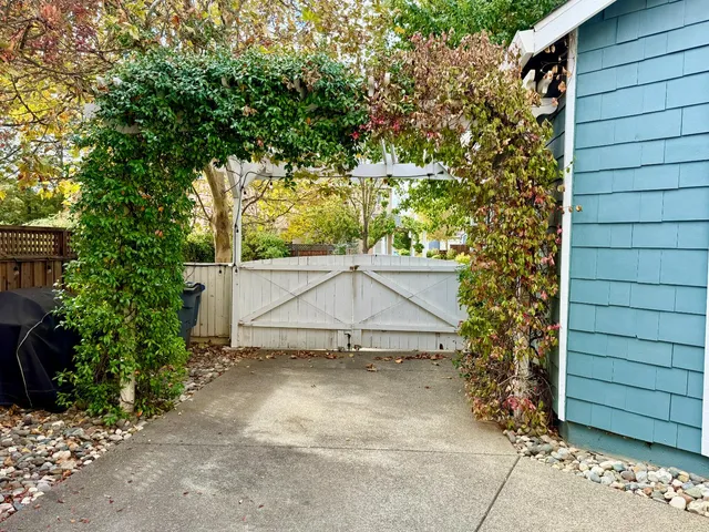 $999,900 | 2806 Audubon Circle, Davis, CA 95618