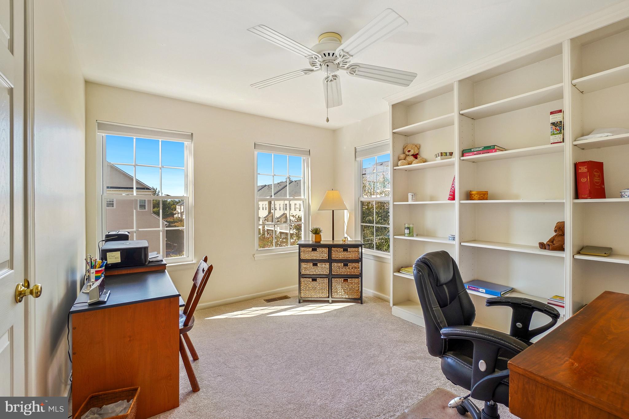 12044 Trumbull Way Reston, VA 20190 - Photo 40 of 57 Gallery Image 40