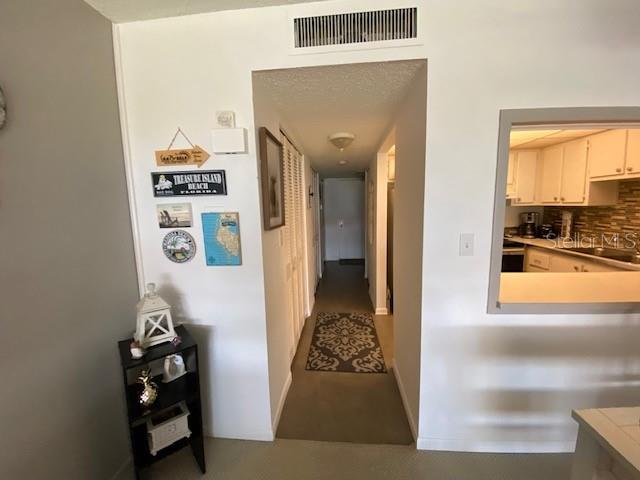 4575 Cove Circle, Unit 505 St. Petersburg, FL 33708 - Photo 7 of 24