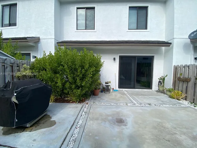 $3,800 | 10820 Southwest 232nd Terrace, Unit 11820, Homestead, FL 33032