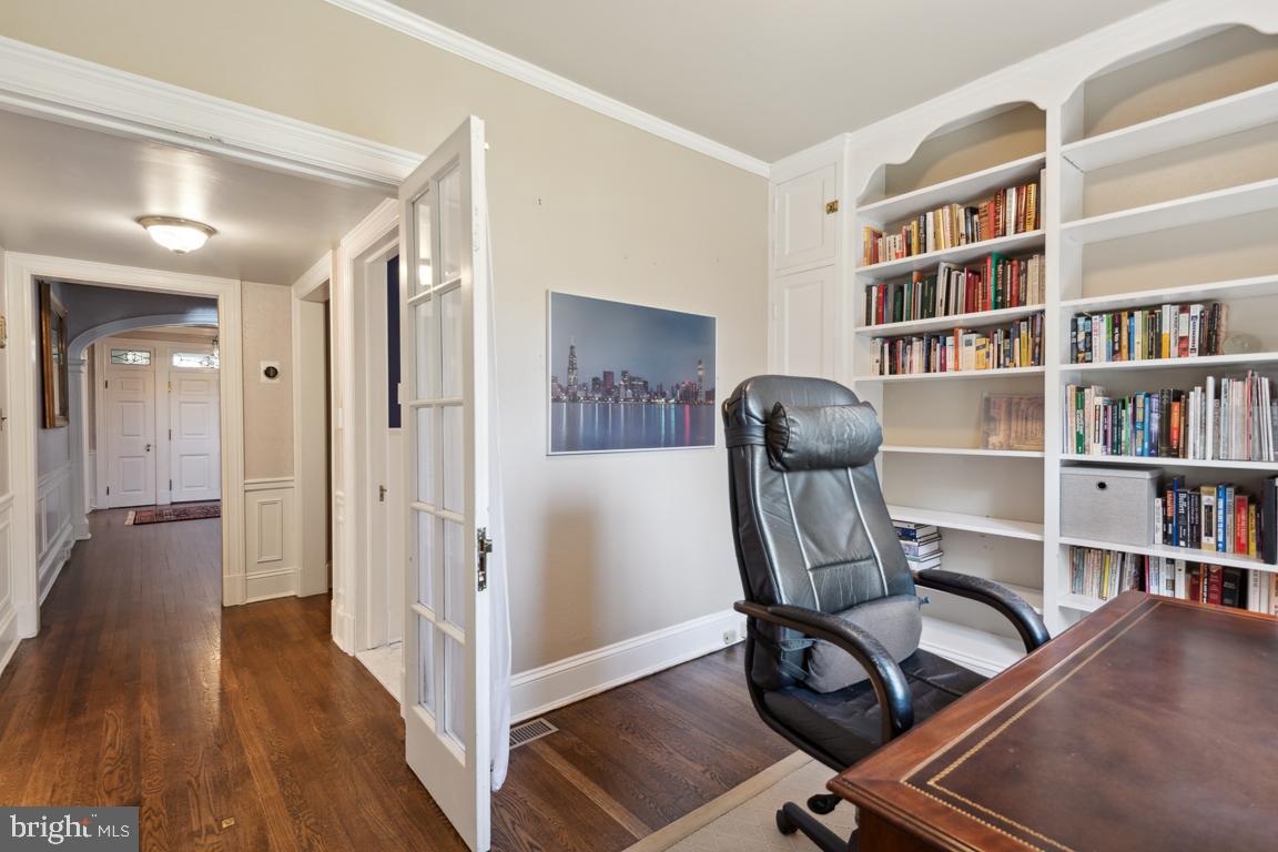 5803 Roland Avenue Baltimore, MD 21210 - Photo 18 of 75 Office space