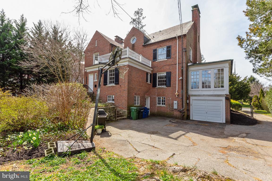 5803 Roland Avenue Baltimore, MD 21210 - Photo 57 of 75 heated garage + additional parking for 5 cars
