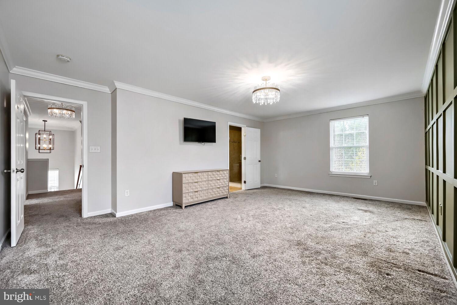 4216 Cross Spring Drive Nottingham, MD 21236 - Photo 23 of 47 an empty room with windows and closet