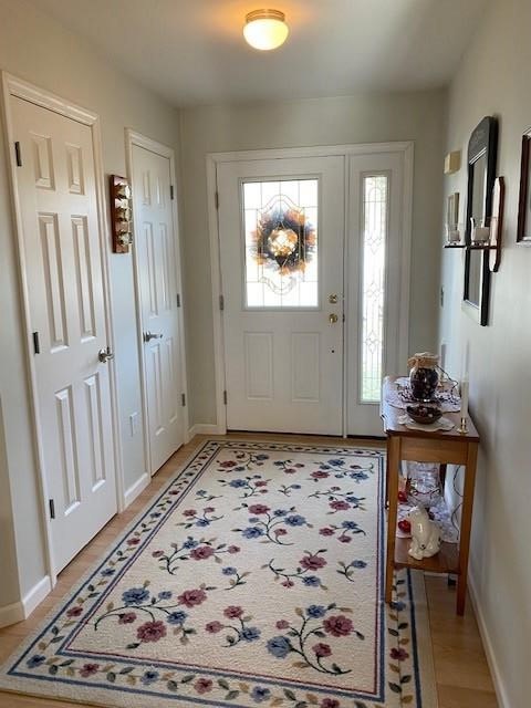112 Big Bear Road Rochester, NH 03868 - Photo 2 of 28