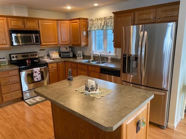 112 Big Bear Road Rochester, NH 03868 - Photo 3 of 28