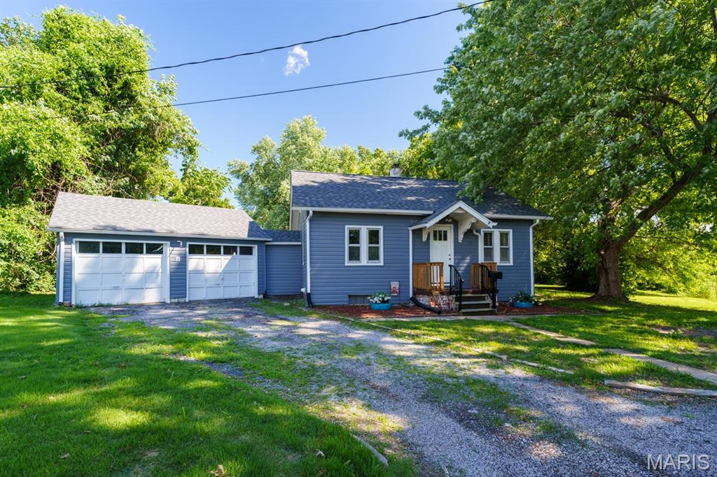 9 Lindauer Place Belleville, IL 62226 - Photo 2 of 32