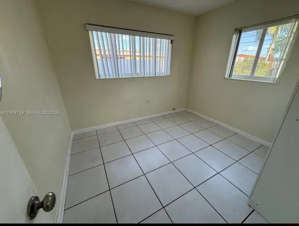 $3,000 | 510 West 36th Place, Hialeah, FL 33012