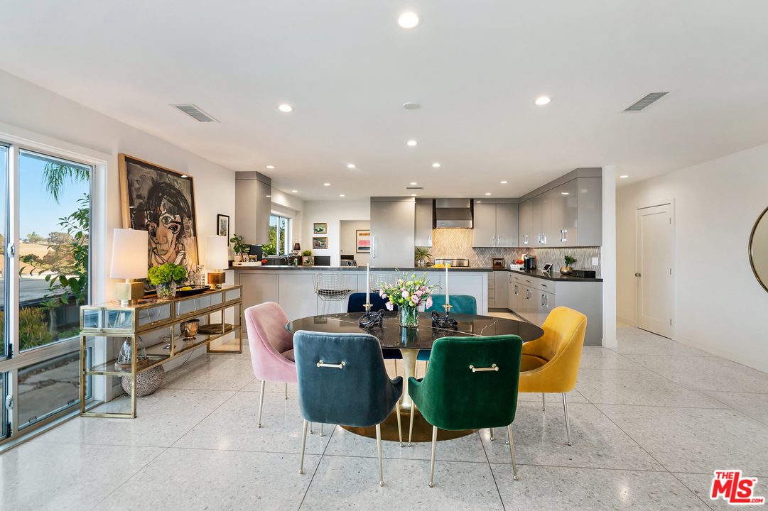 4236 Terraza Drive Los Angeles, CA 90008 - Photo 13 of 51