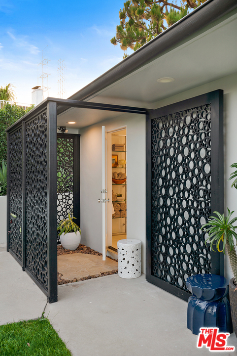 4236 Terraza Drive Los Angeles, CA 90008 - Photo 34 of 51