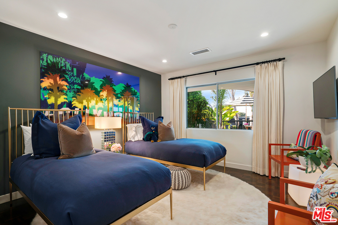 4236 Terraza Drive Los Angeles, CA 90008 - Photo 36 of 51