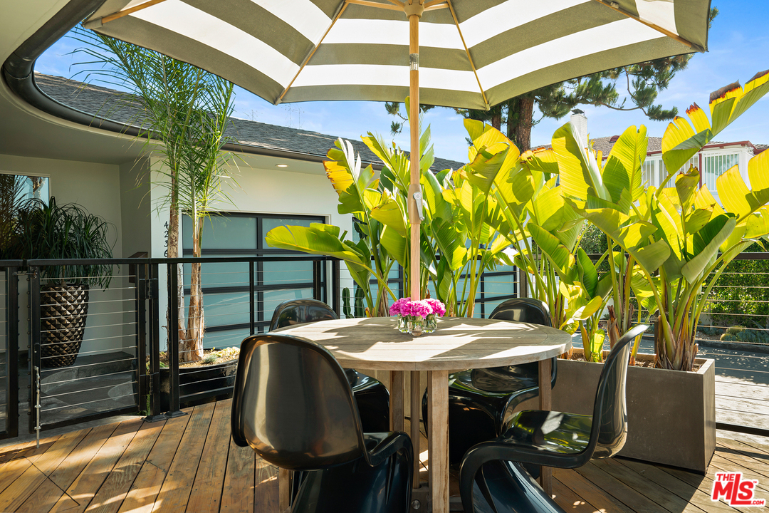 4236 Terraza Drive Los Angeles, CA 90008 - Photo 5 of 51