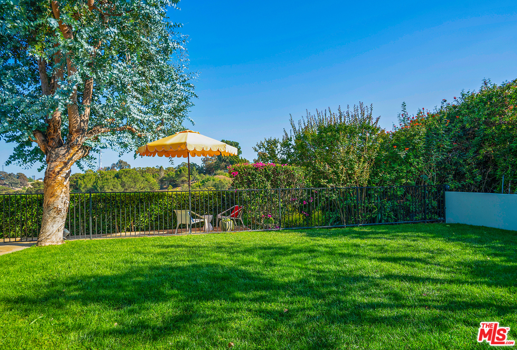 4236 Terraza Drive Los Angeles, CA 90008 - Photo 44 of 51