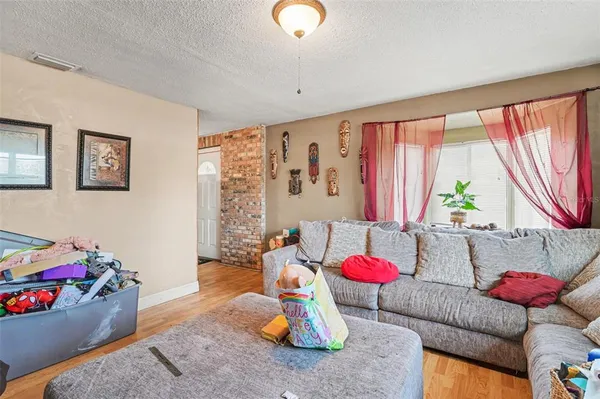 $300,000 | 1432 Richmond Avenue, Daytona Beach, FL 32117