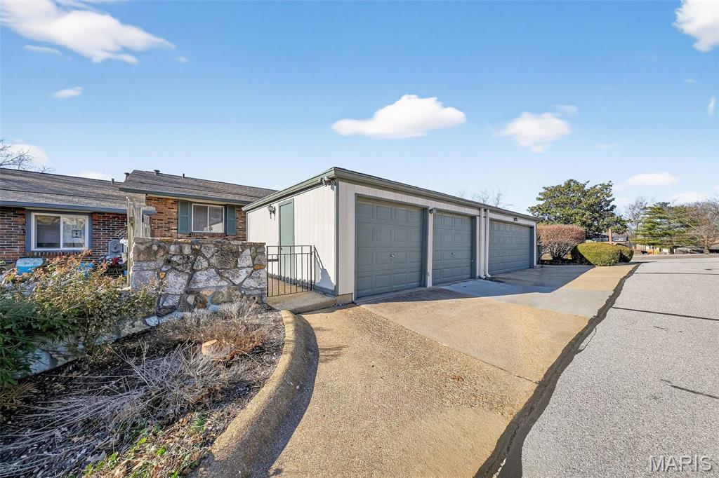 977 Cardello Drive Manchester, MO 63021 - Photo 39 of 42