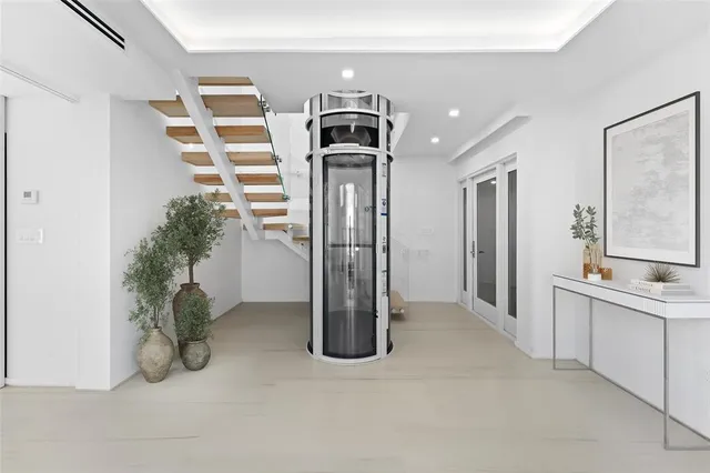 $2,800,000 | 421 Hendricks Isle, Fort Lauderdale, FL 33301