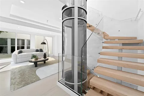 $2,800,000 | 421 Hendricks Isle, Fort Lauderdale, FL 33301