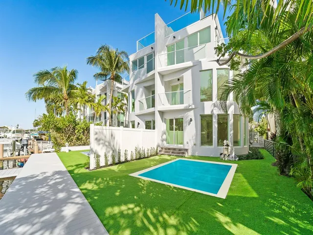 $2,800,000 | 421 Hendricks Isle, Fort Lauderdale, FL 33301