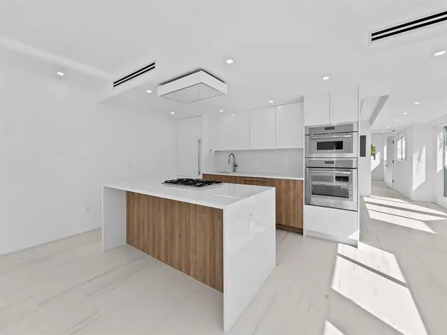 $2,800,000 | 421 Hendricks Isle, Fort Lauderdale, FL 33301