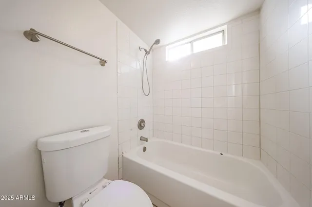 $2,250 | 214 South Rush Circle East, Chandler, AZ 85226