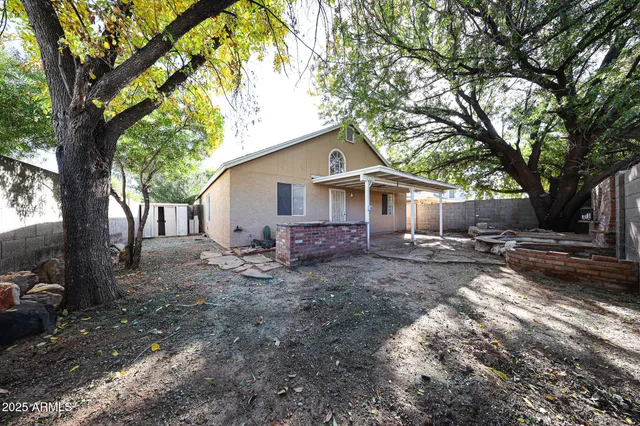 $2,250 | 214 South Rush Circle East, Chandler, AZ 85226