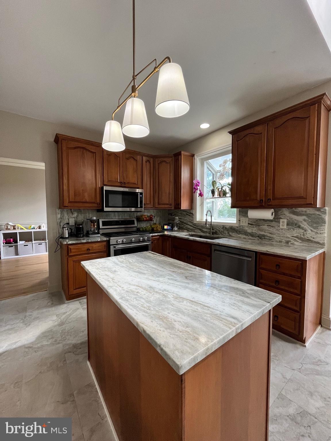 124 Limestone Drive Reading, PA 19606 - Photo 4 of 30 Updated kitchen